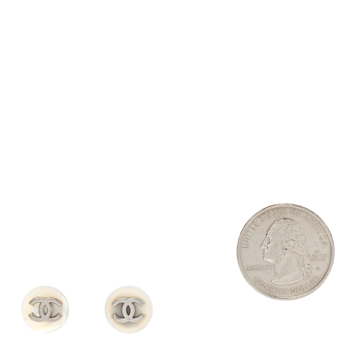 Resin CC Round Earrings White Silver