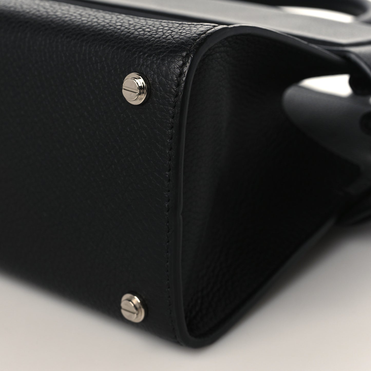 Grained Calfskin Small Horizon Satchel Black