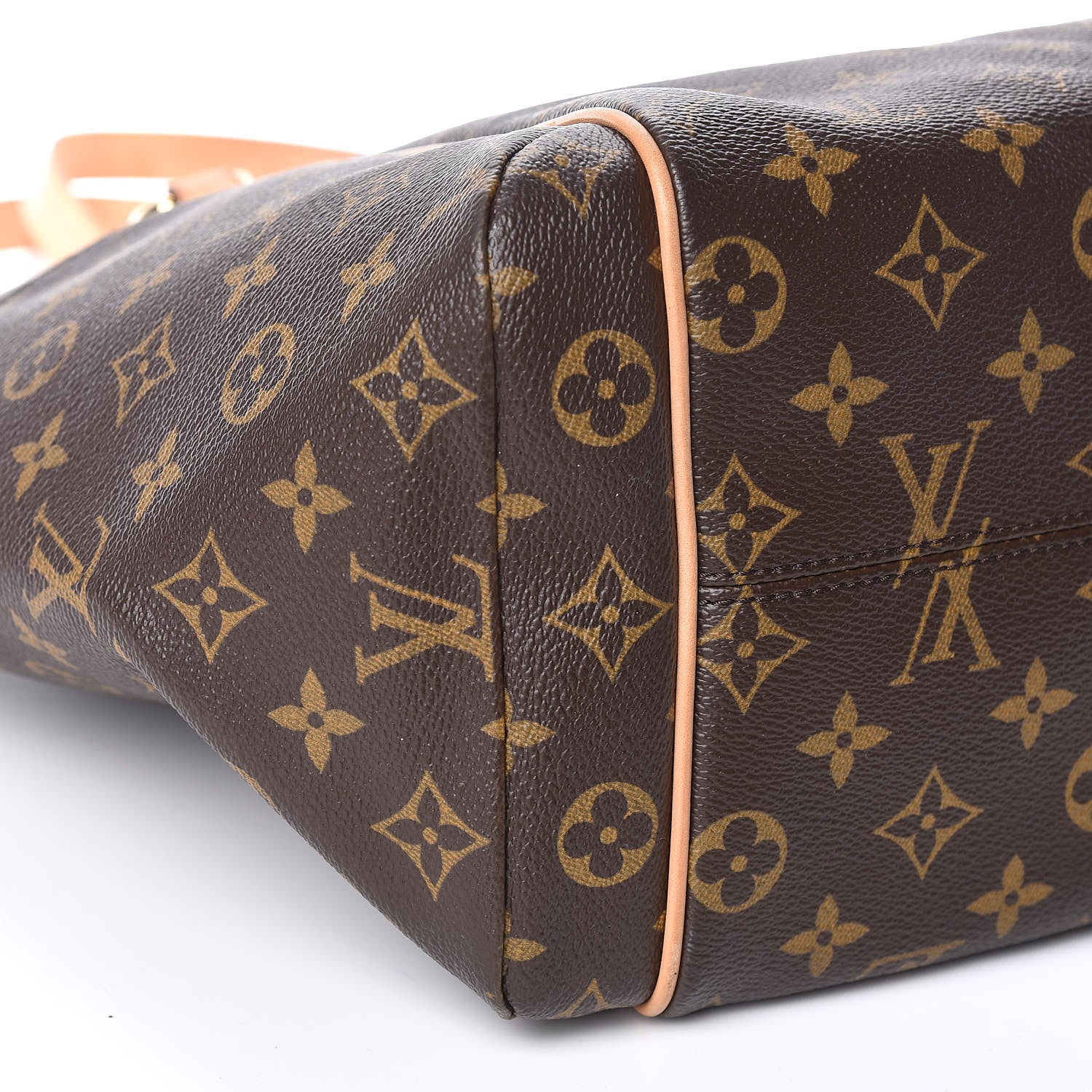 Louis Vuitton Monogram Totally MM 7 of 9