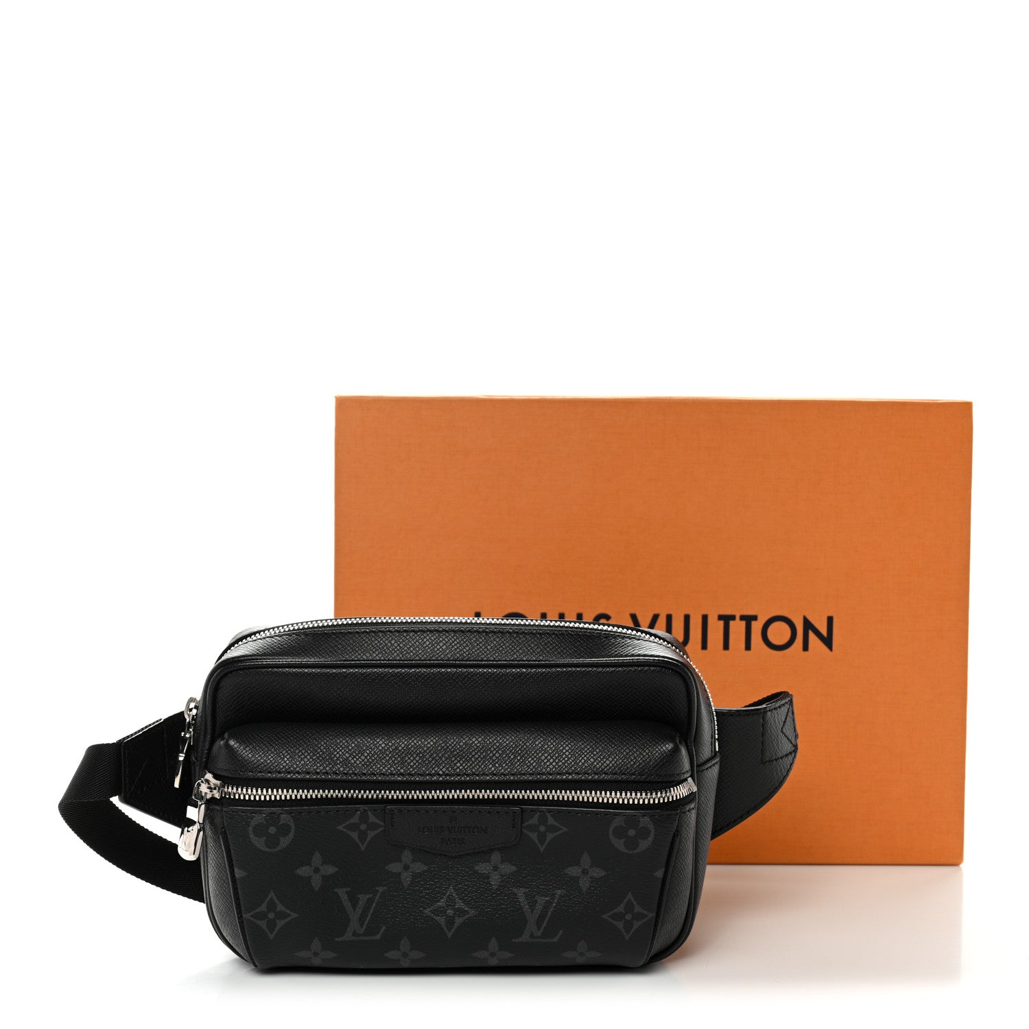 Louis Vuitton Taiga Monogram Outdoor Bumbag Black 11 of 11
