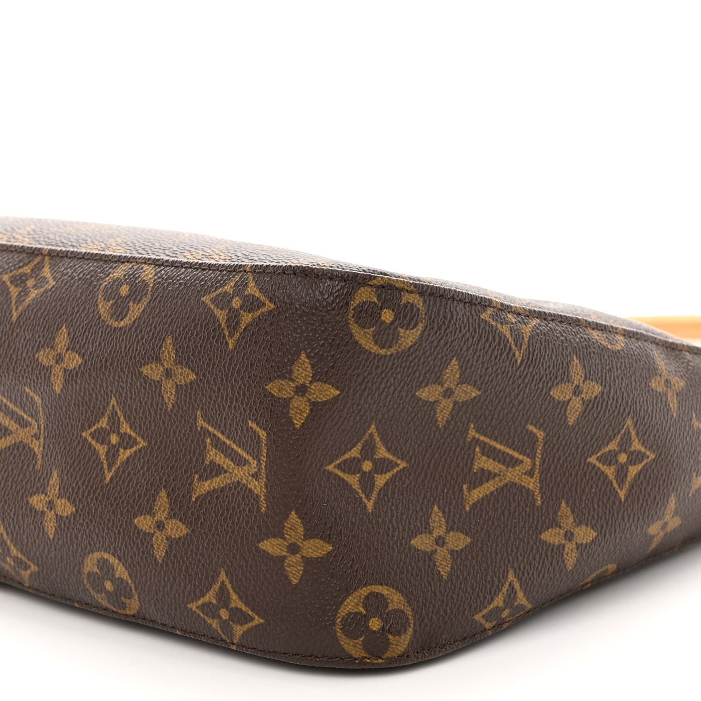LOUIS VUITTON Monogram Looping MM