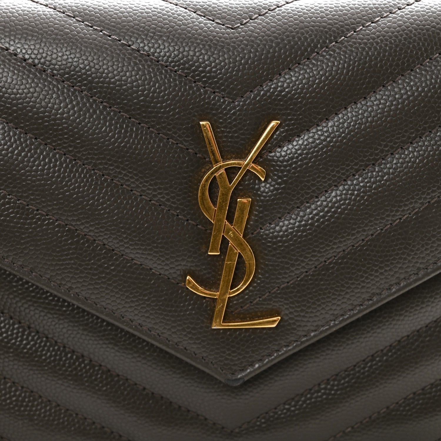 Saint Laurent Grain De Poudre Matelasse Chevron Monogram Envelope Chain Wallet Pebble 11 of 13