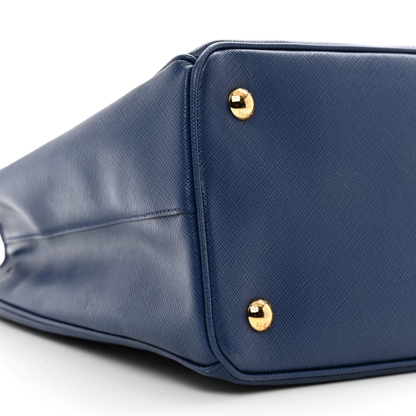 Saffiano Lux Medium Tote Bluette