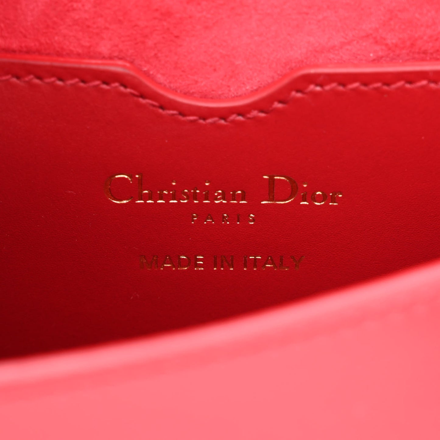 Box Calfskin Small Bobby Flap Raspberry
