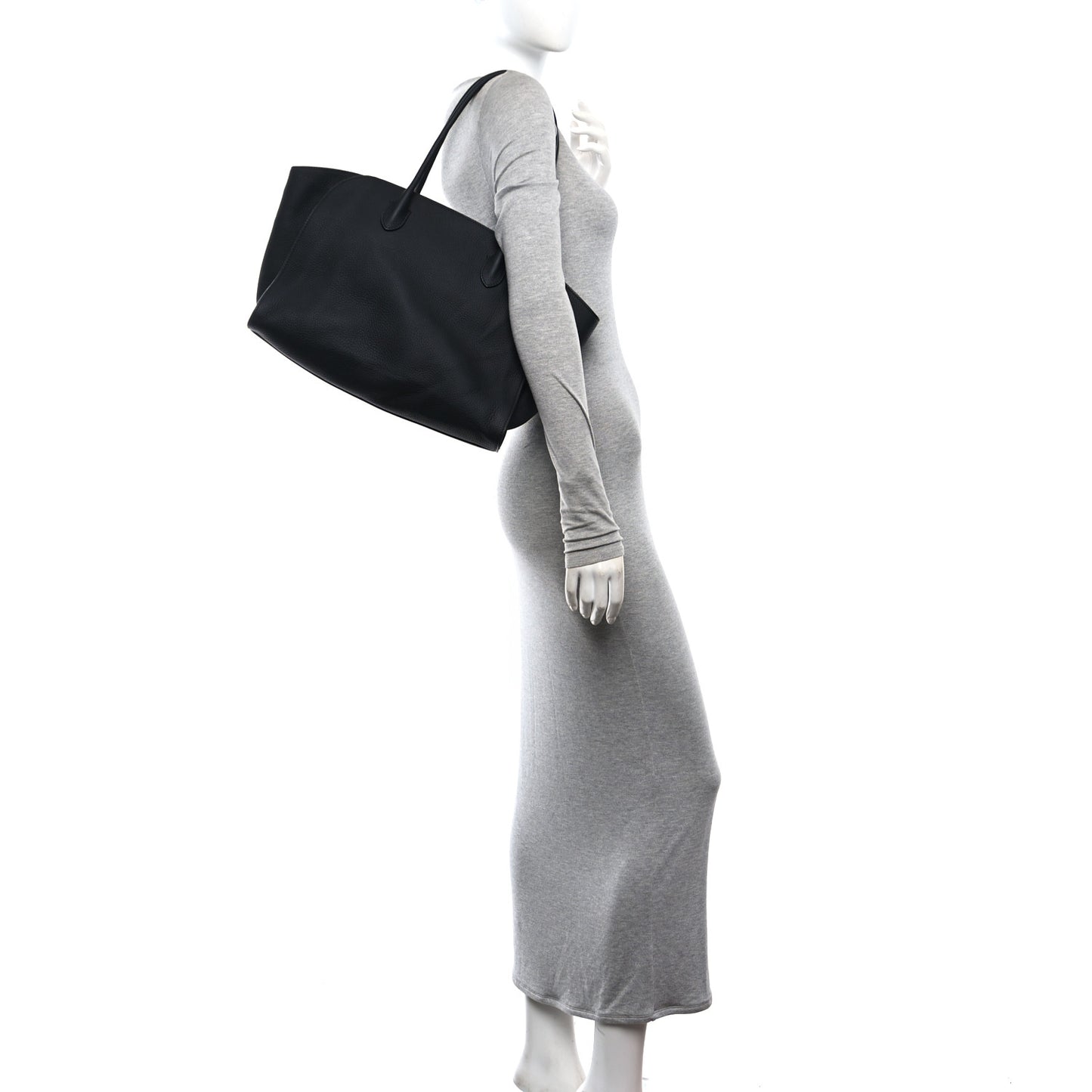 Matte Grained Calfskin Marlo 14 Black