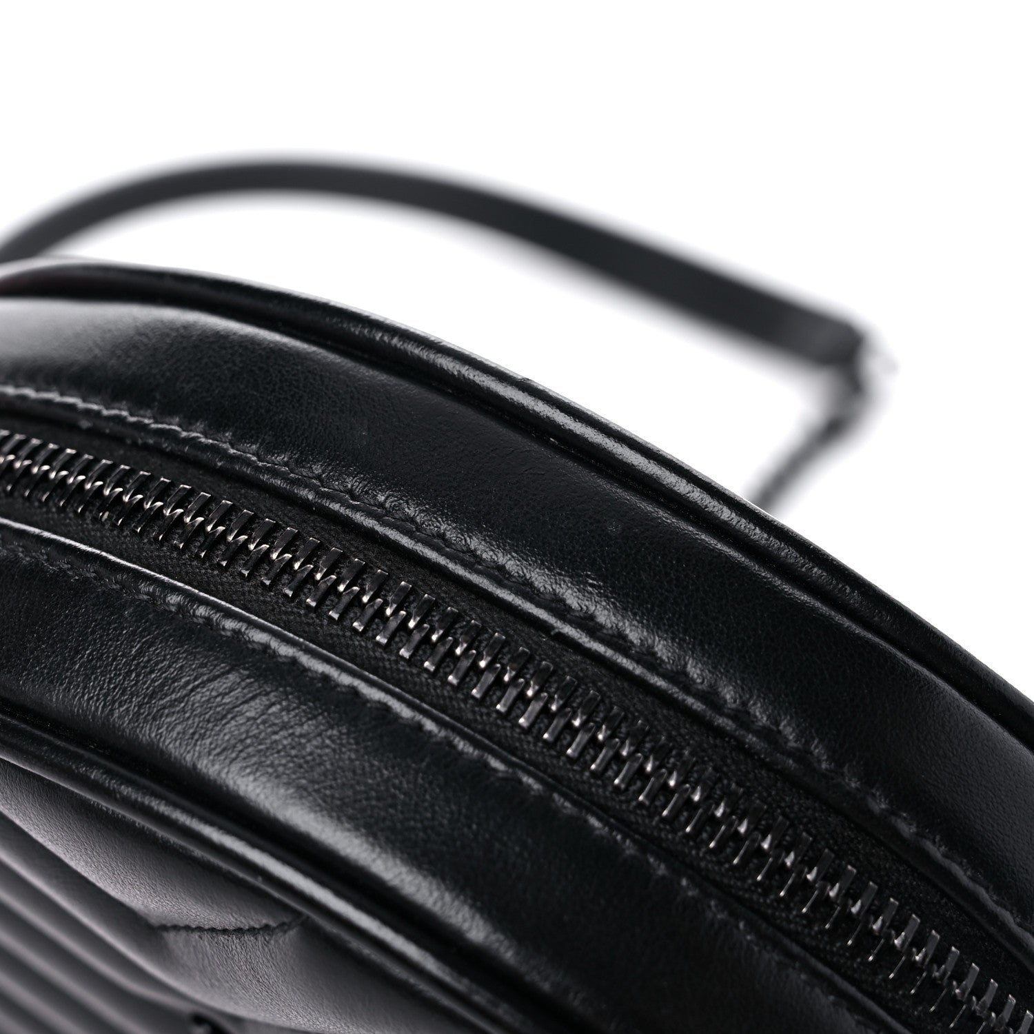 Saint Laurent Calfskin Matelasse Chevron Round Vinyle Camera Bag Black 12 of 12