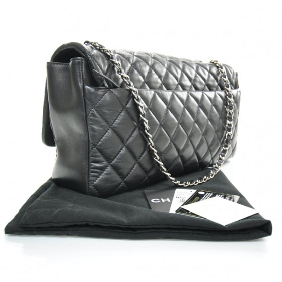 Lambskin Jumbo Coco Rain Flap Black