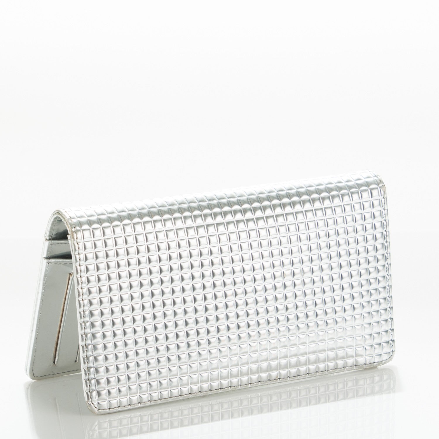 Chanel Patent Calfskin Embossed CC Yen Wallet Silver 3 of 9