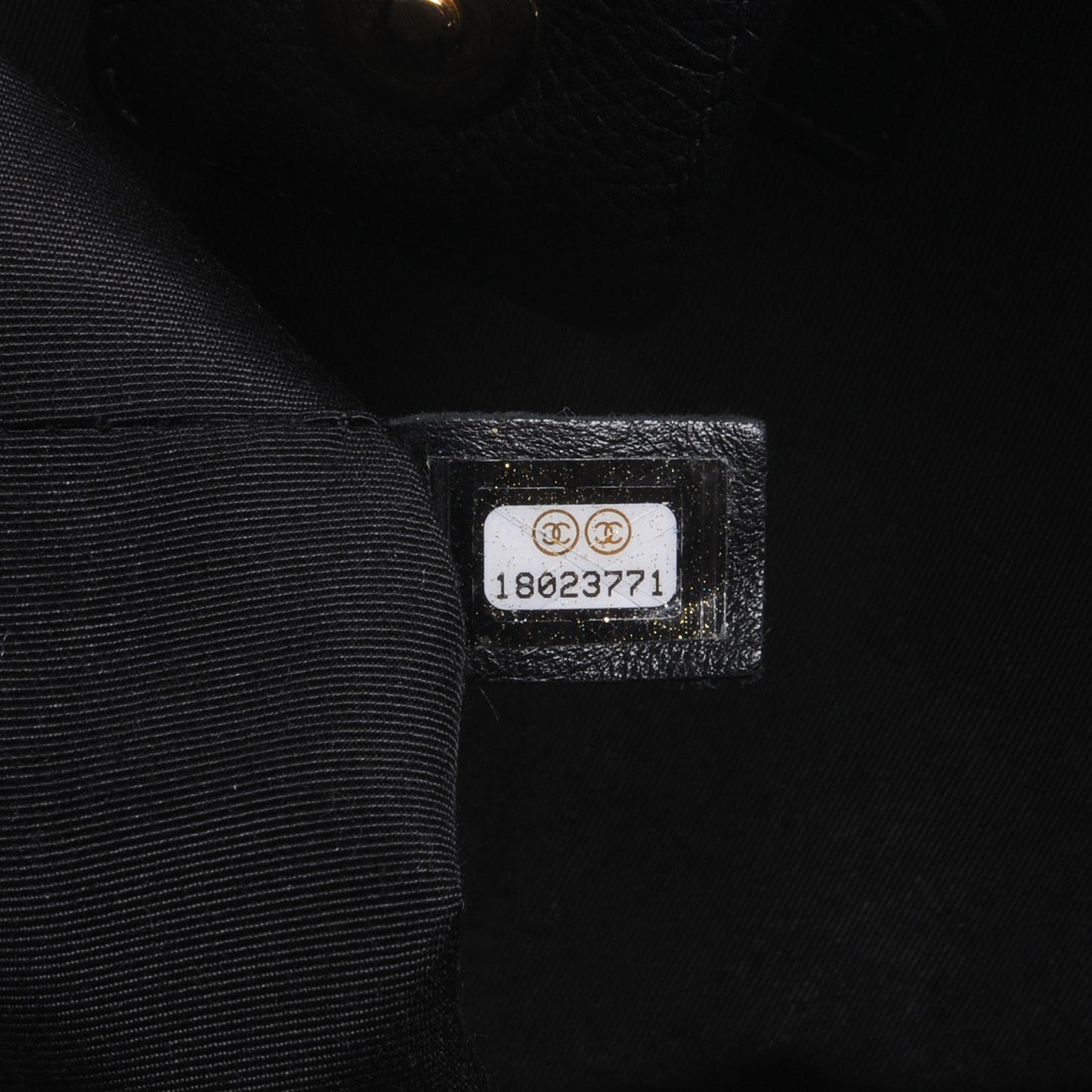 Calfskin Cerf Executive Shopper Tote Black