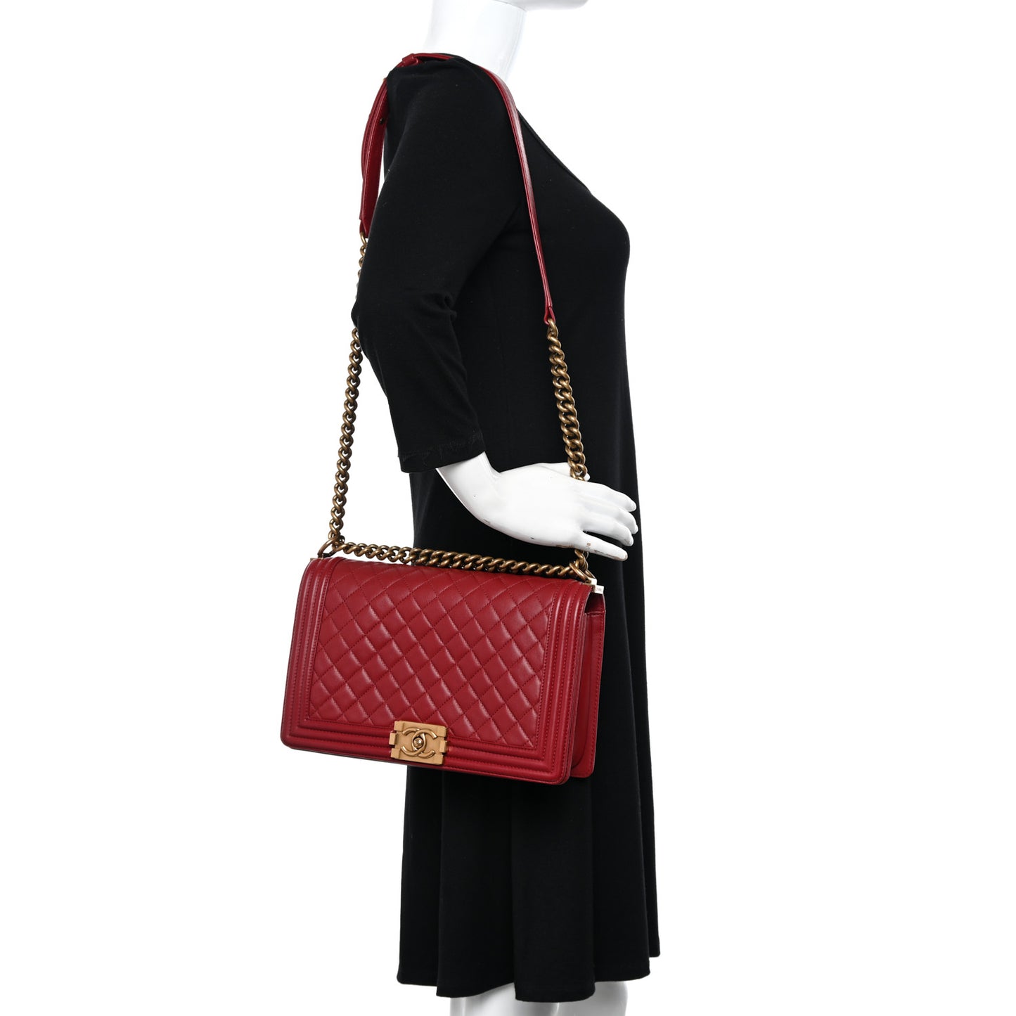 Lambskin Quilted New Medium Boy Flap Red