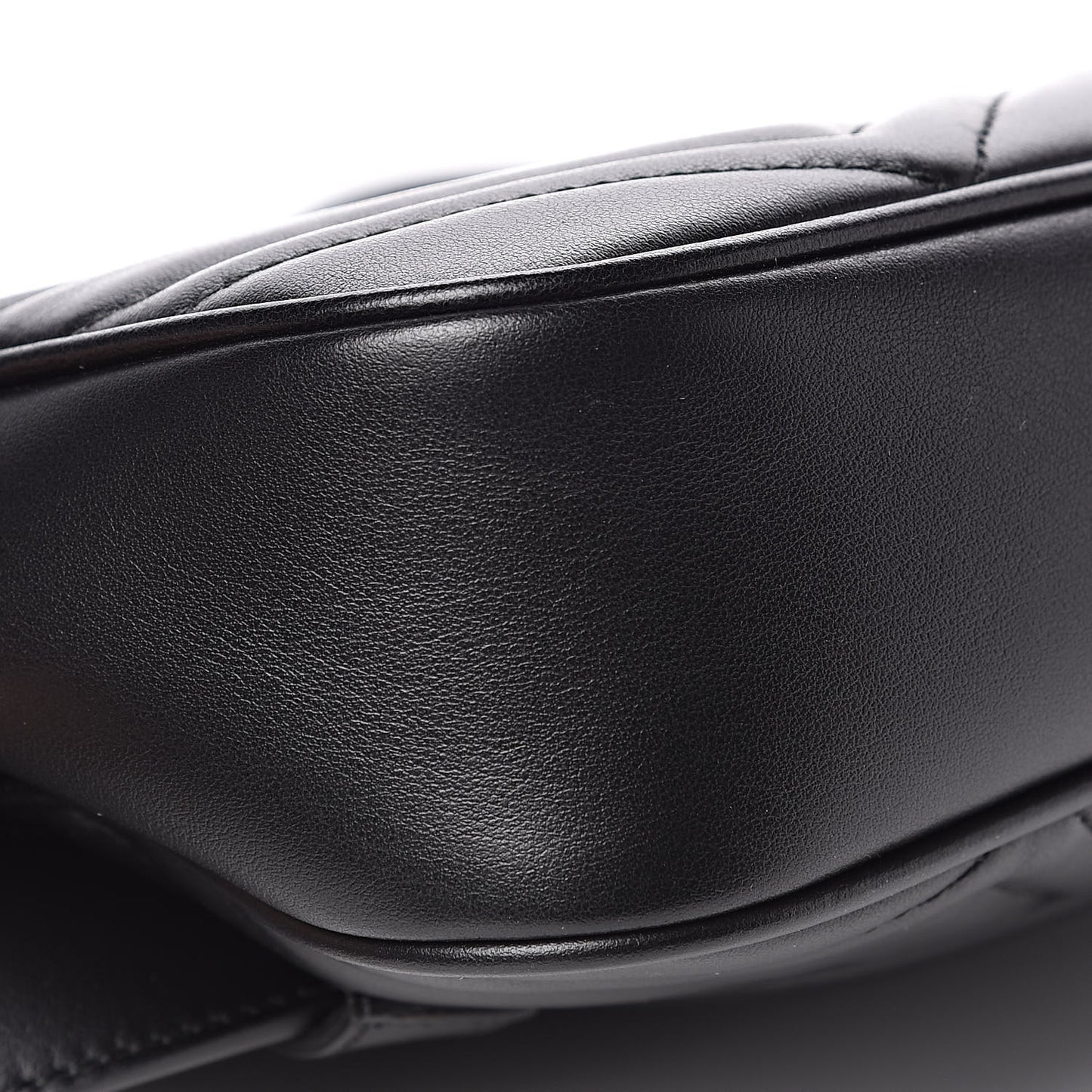 Calfskin Matelasse Mens GG Marmont Belt Bag 90 36 Black
