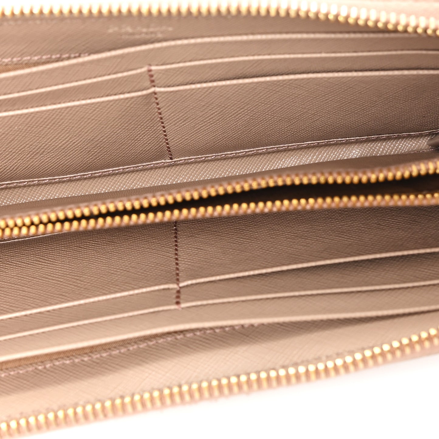 Saffiano Half Zip Wallet Wallet Cammeo