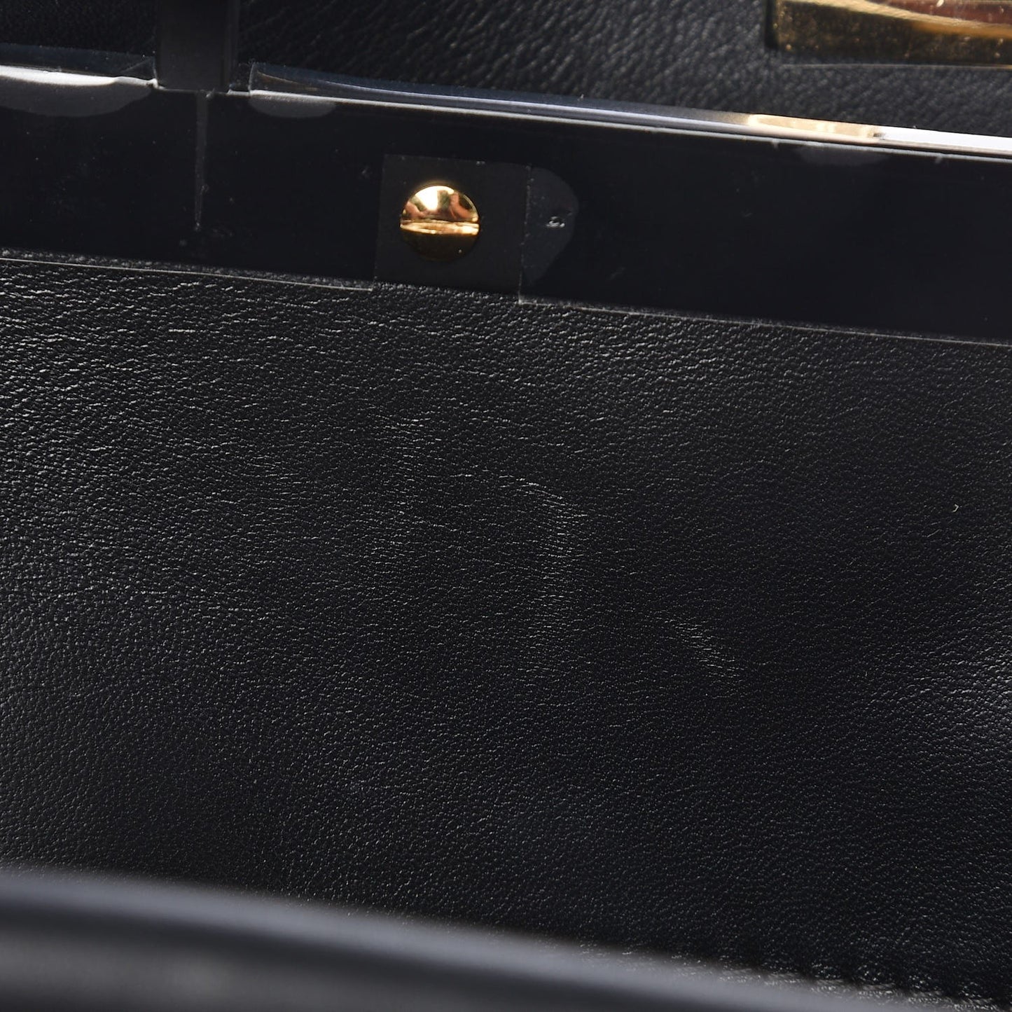Vitello Seta Shiny Nappa Large Peekaboo Iconic Satchel Black