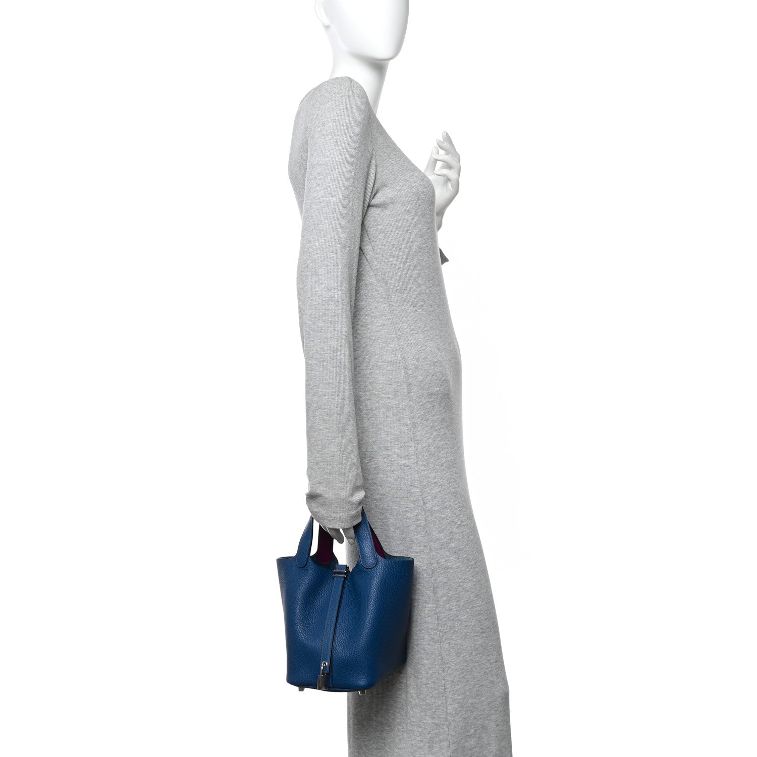 Hermes Taurillon Clemence Swift Eclat Picotin Lock 18 PM Deep Blue Anemone 3 of 11