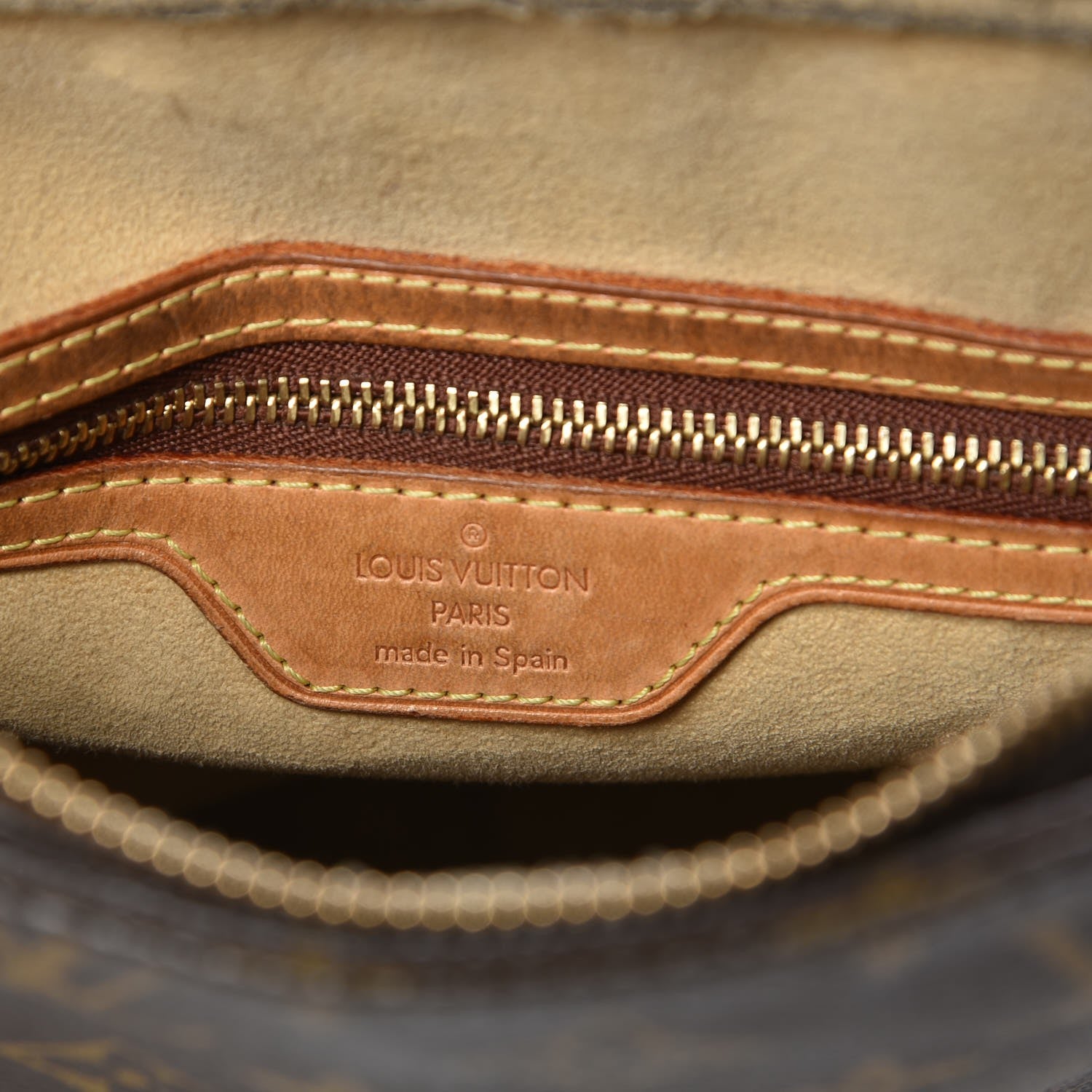 Louis Vuitton Monogram Looping GM 5 of 12
