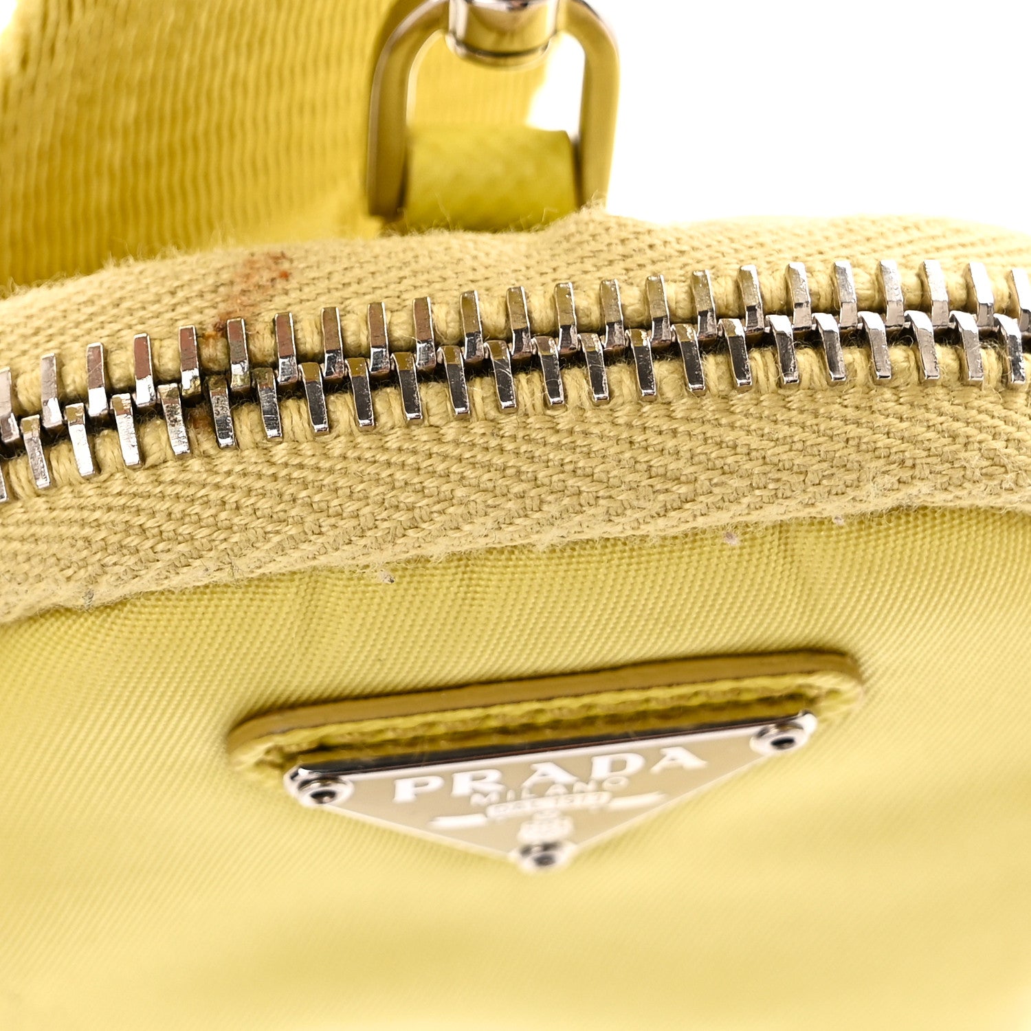 Prada Nylon Saffiano Re-Edition 2005 Shoulder Bag Ananas 1801499