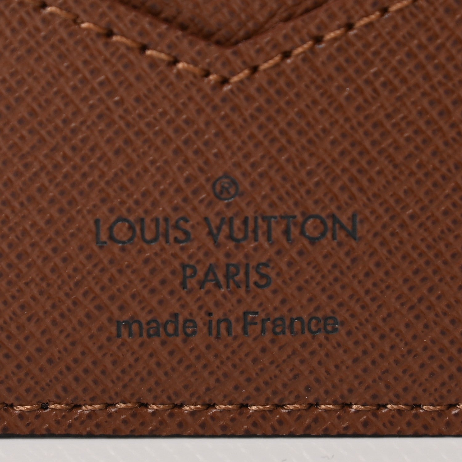 Louis Vuitton Monogram Passport Cover 6 of 6