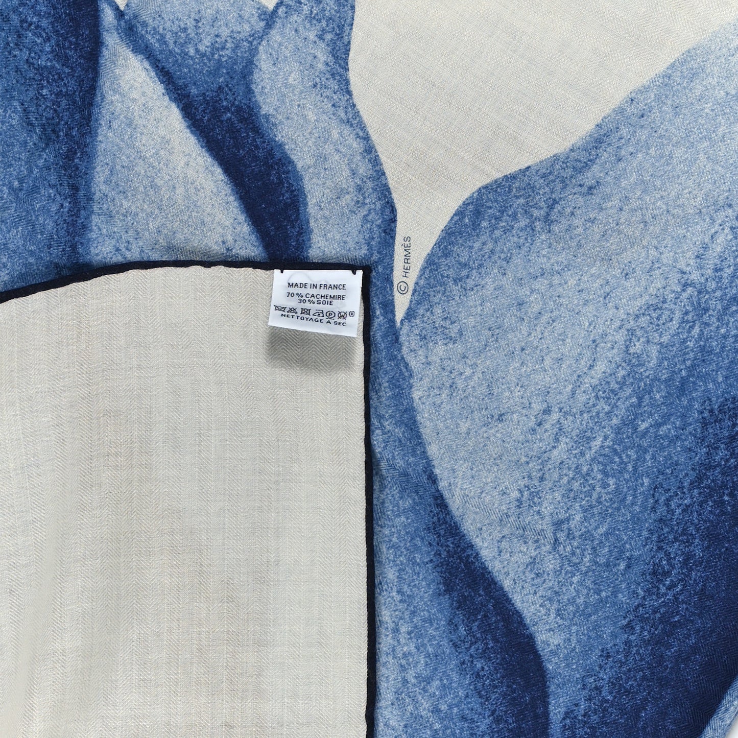 Cashmere Silk Une Rose Pour Alma Shawl 140