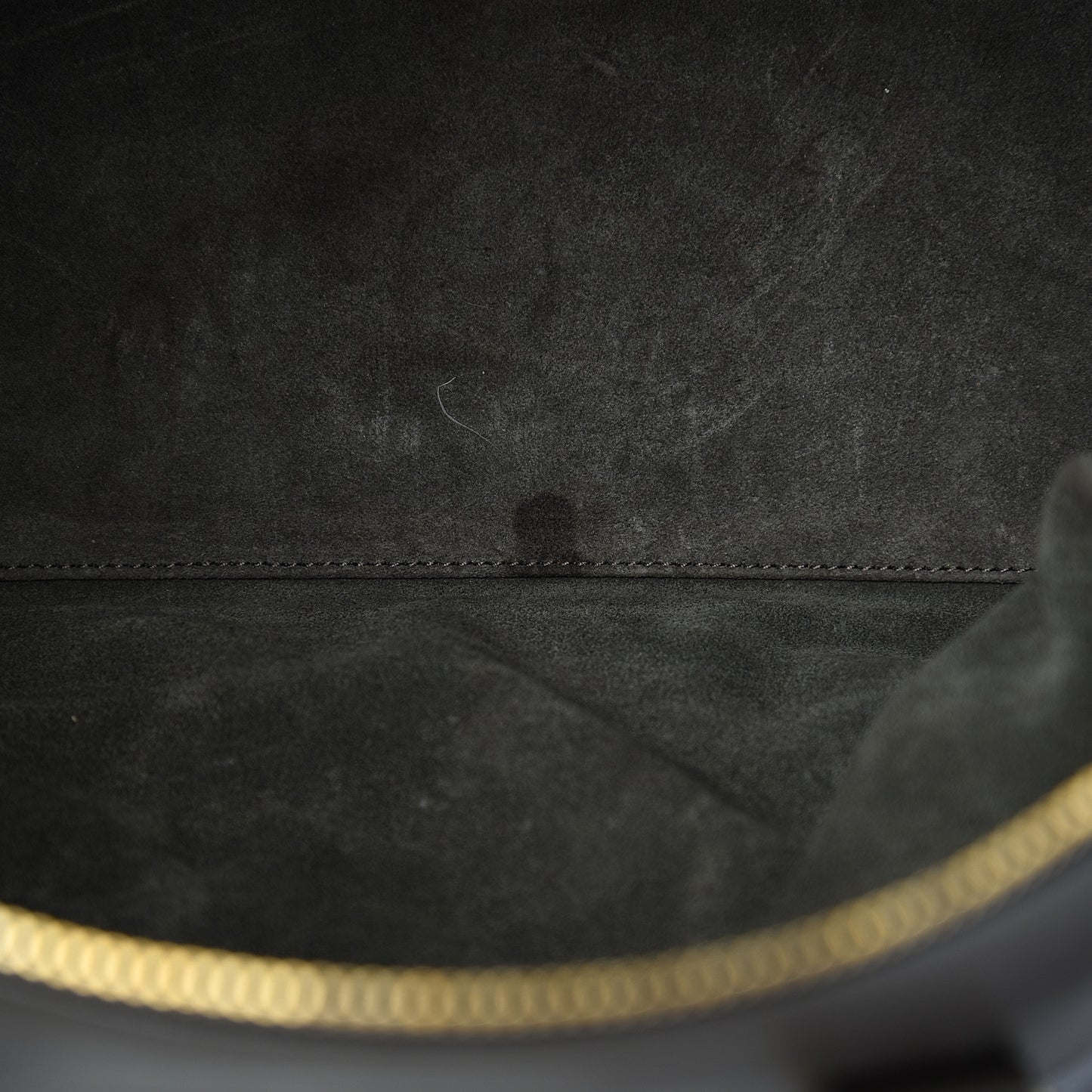 Calfskin Classic Duffle 6 Earth