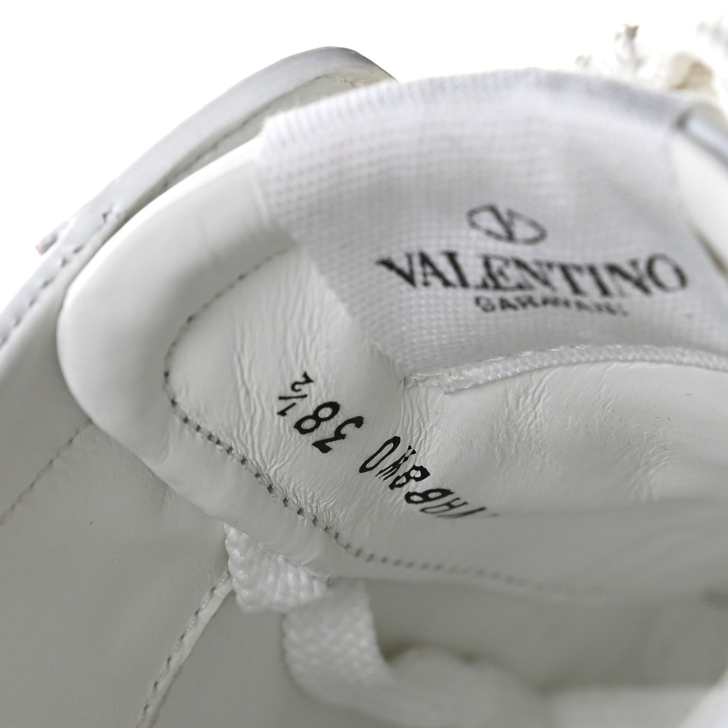 Valentino Garavani Calfskin Untitled Rockstud Sneakers 38.5 White 10 of 15