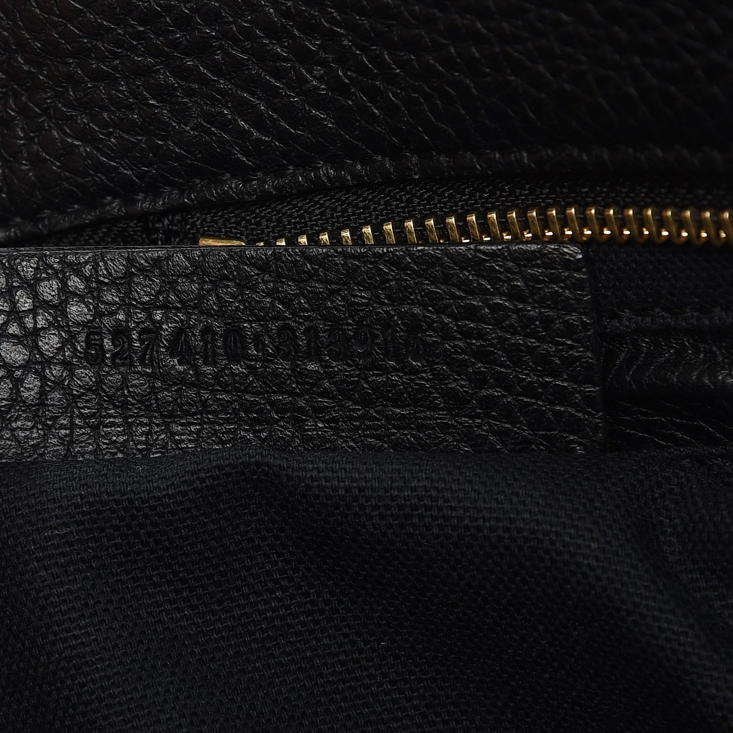 Pebbled Calfskin Large Skull Padlock Zip Around Tote Black
