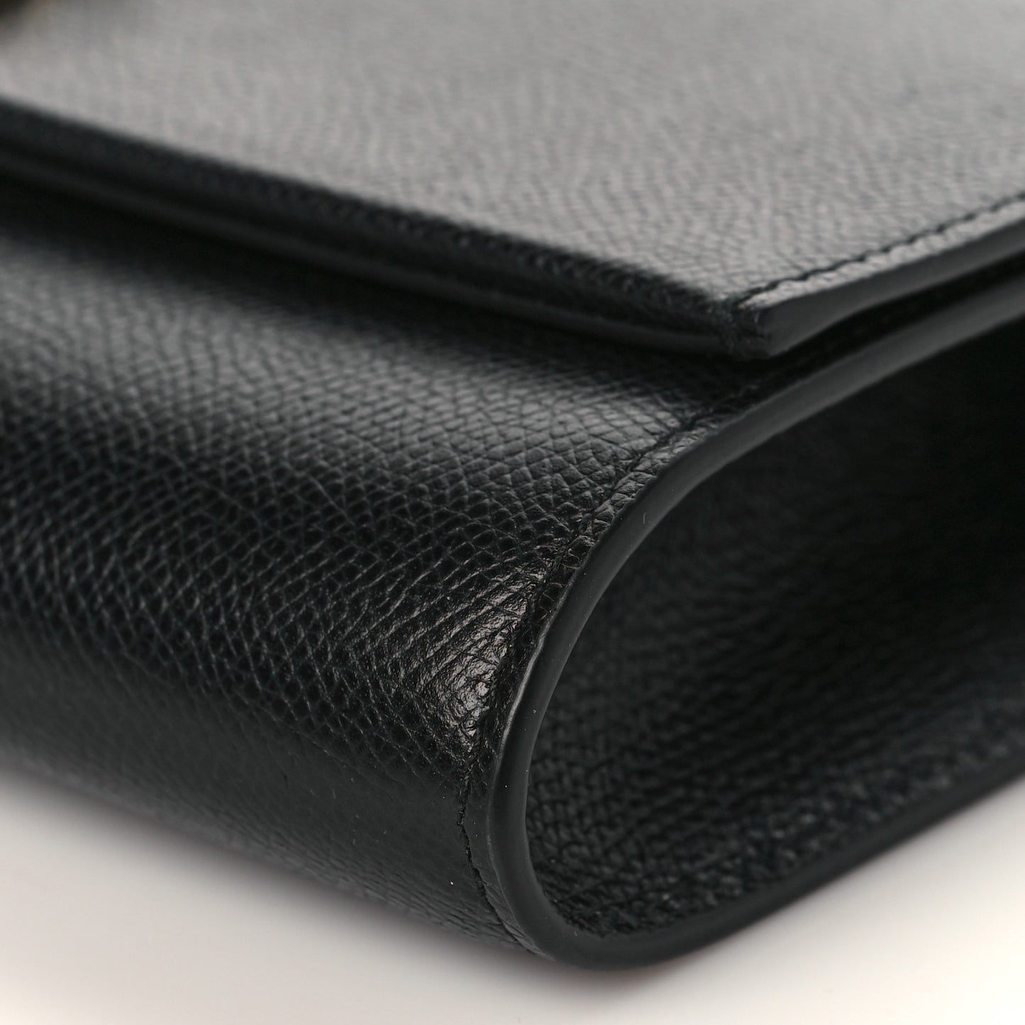 Calfskin Gancini Wallet On Chain Black