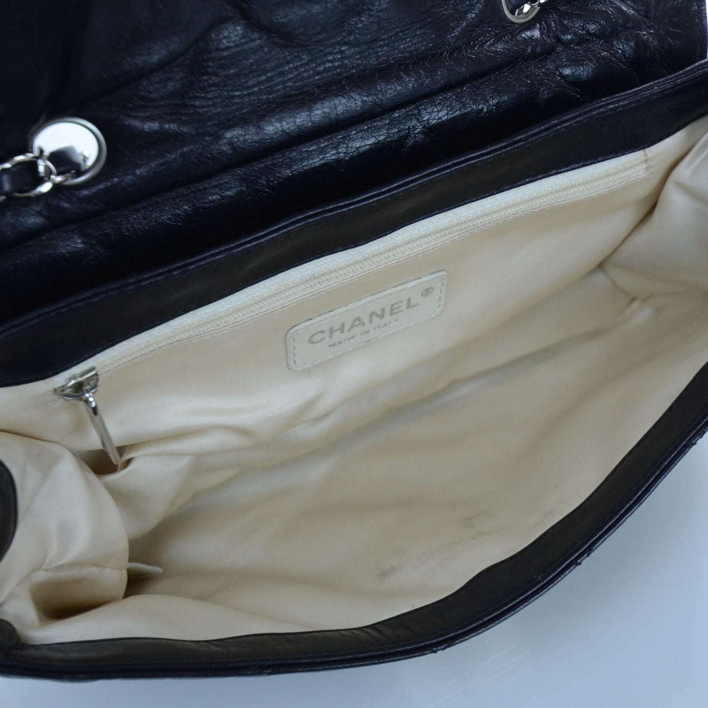 Lambskin Quilted East West Flap Navy
