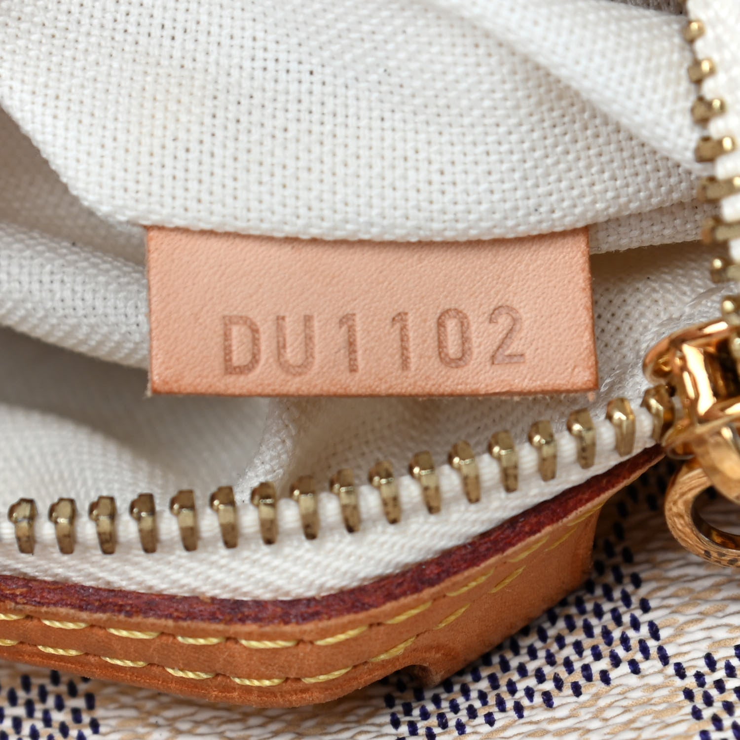 Louis Vuitton Damier Azur Beach Cabas PM 7 of 17