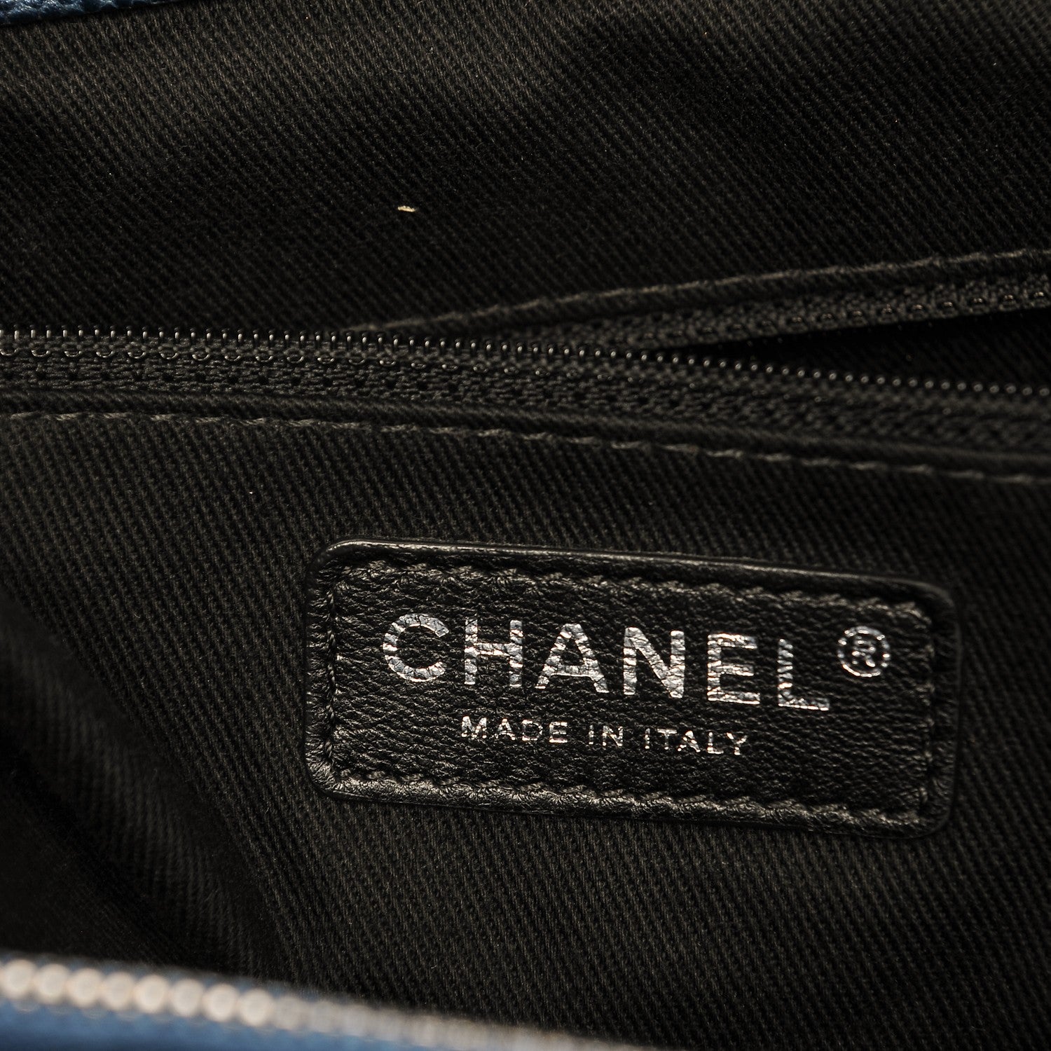 Chanel Iridescent Caviar Quilted Chic Tall Shopping Tote Navy 6 of 7