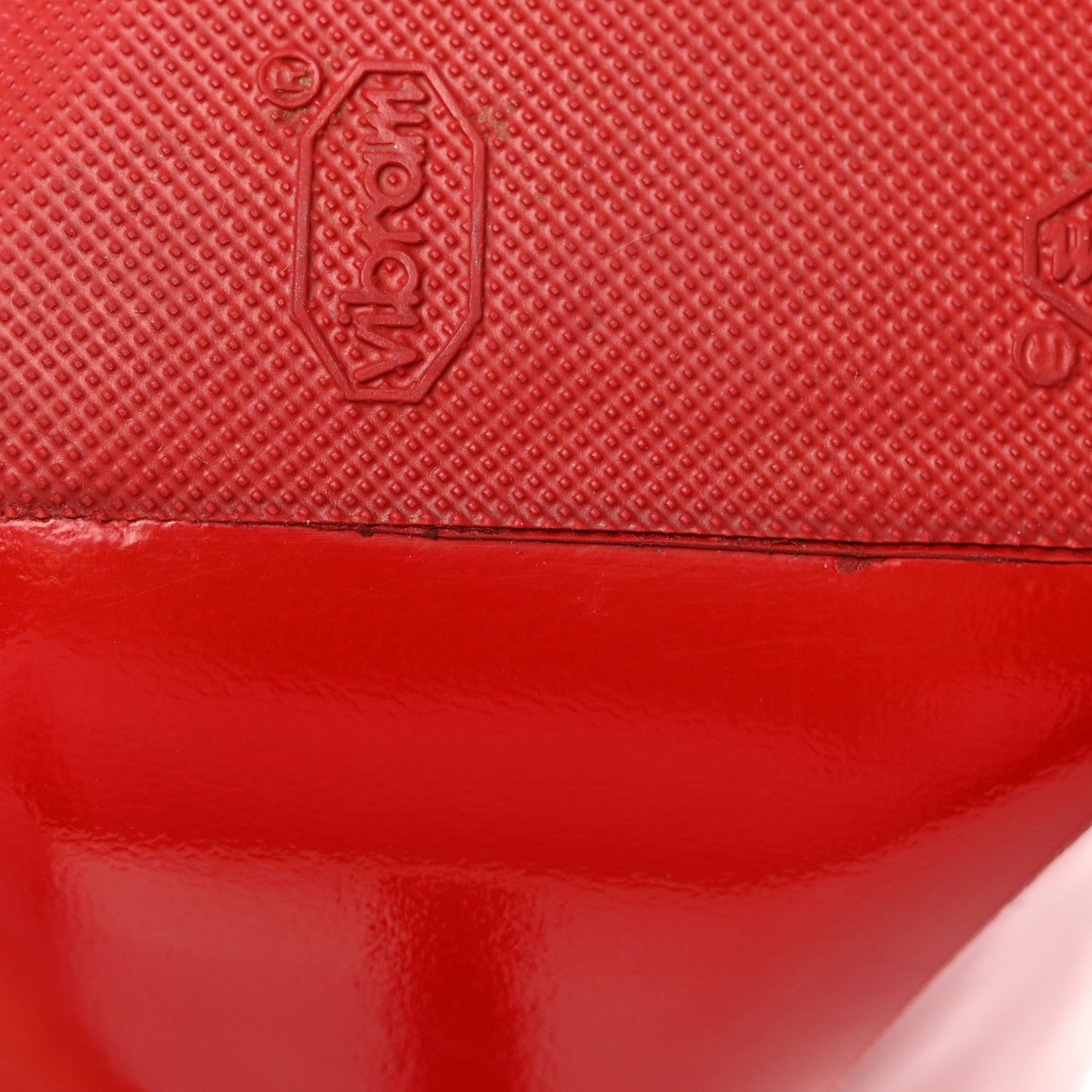 Patent Pigalle Follies 100 Pumps 35 Red