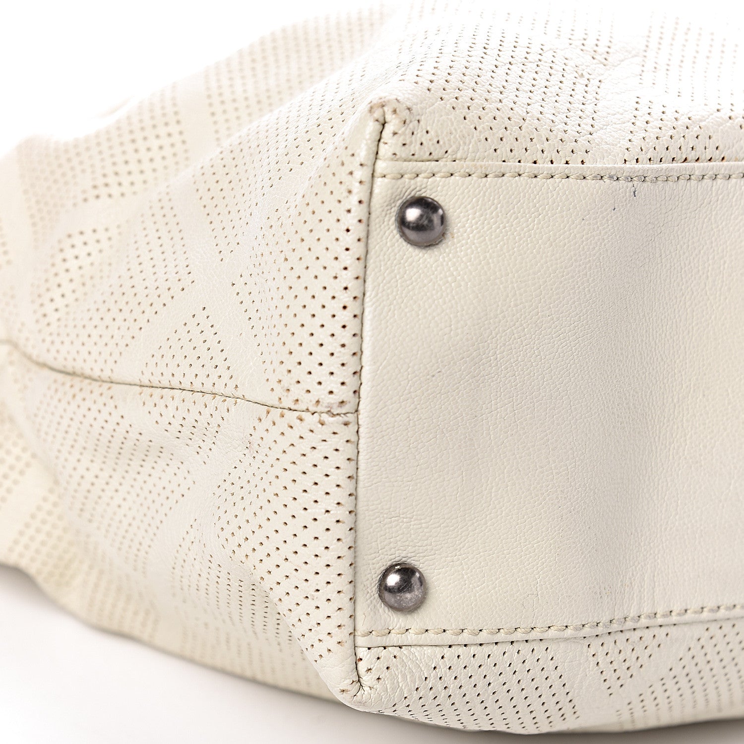 Chanel Goatskin Perforated Large CC Tote White 19 of 22