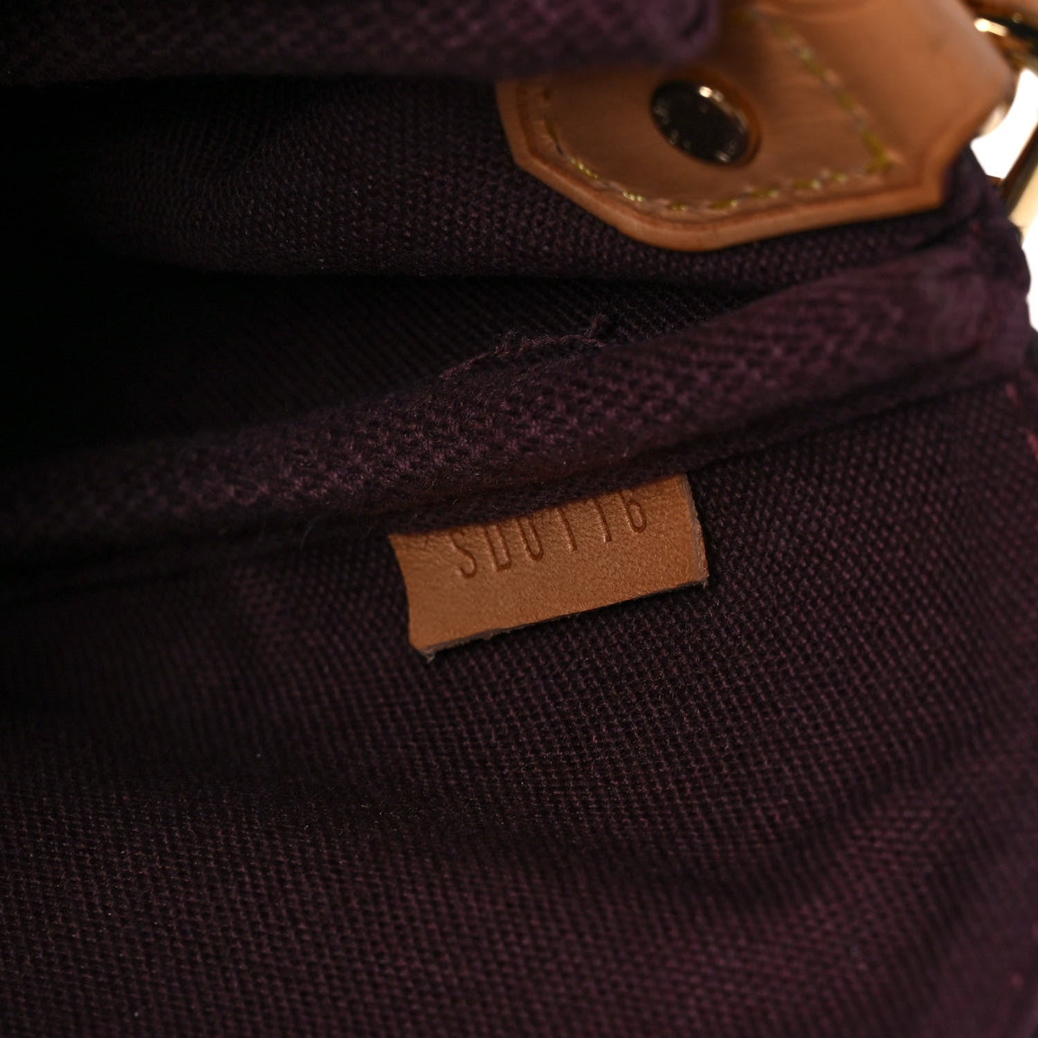 Louis Vuitton Monogram Favorite MM 7 of 13