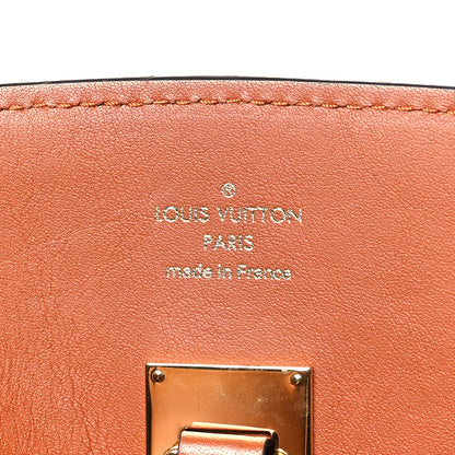 Louis Vuitton Veau Nuage Milla PM Gold 6 of 10