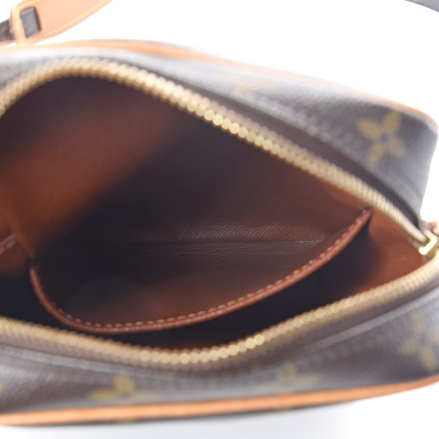 Louis Vuitton Monogram Danube 21 5 of 9