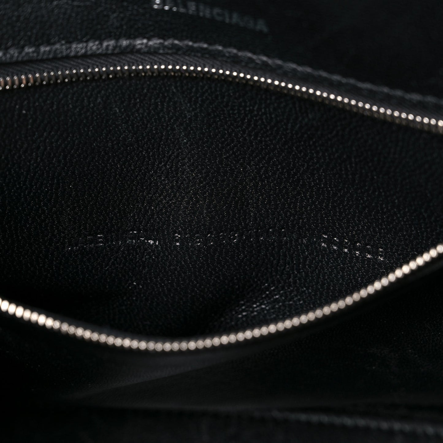 Grained Calfskin Medium Hourglass Top Handle Bag Black