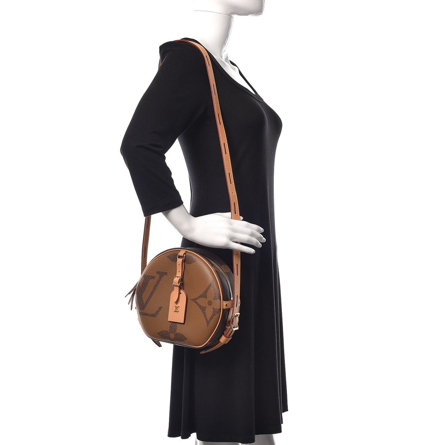 Reverse Monogram Giant Boite Chapeau Souple