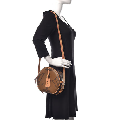 Louis Vuitton Reverse Monogram Giant Boite Chapeau Souple 2 of 13