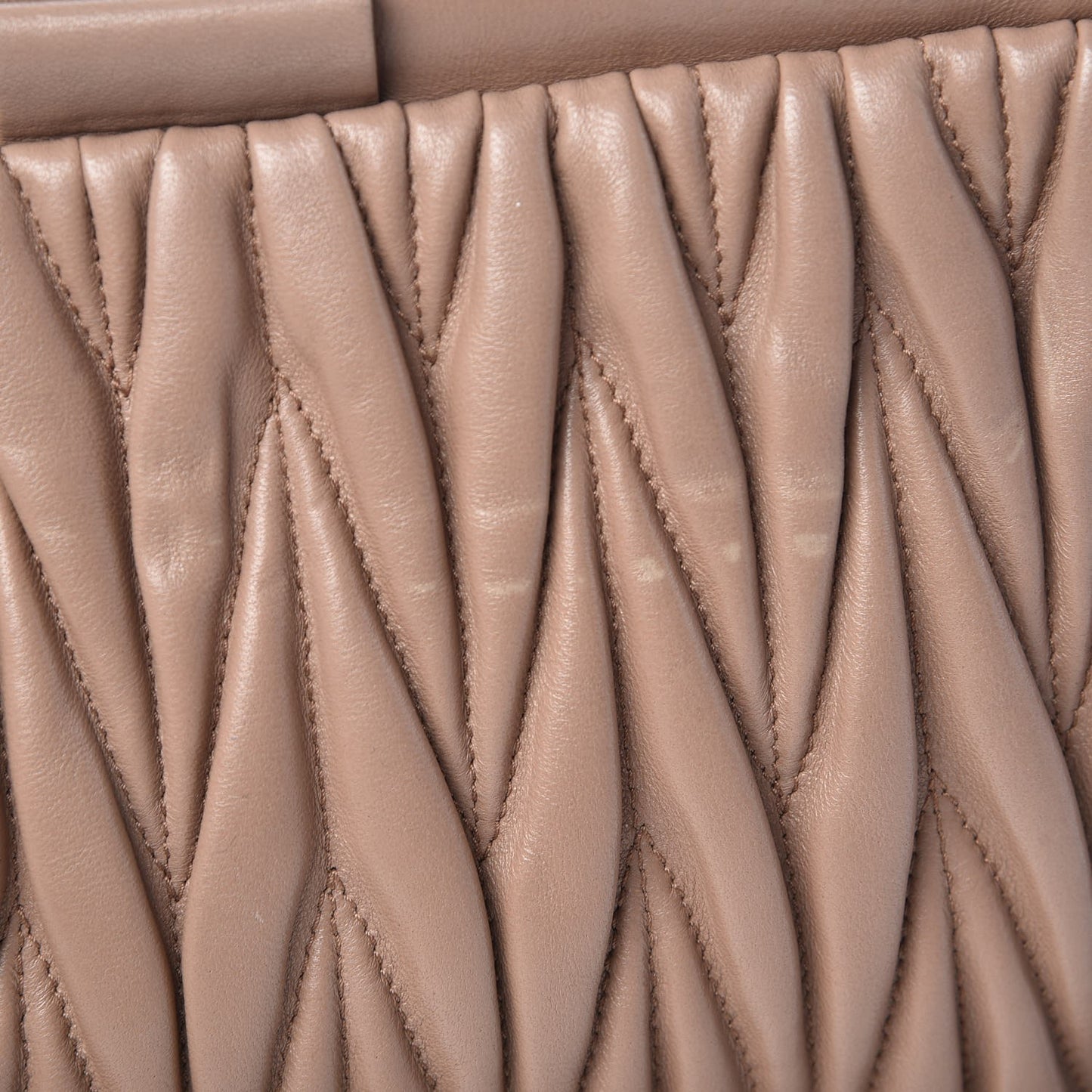Nappa Matelasse Clutch Cammeo