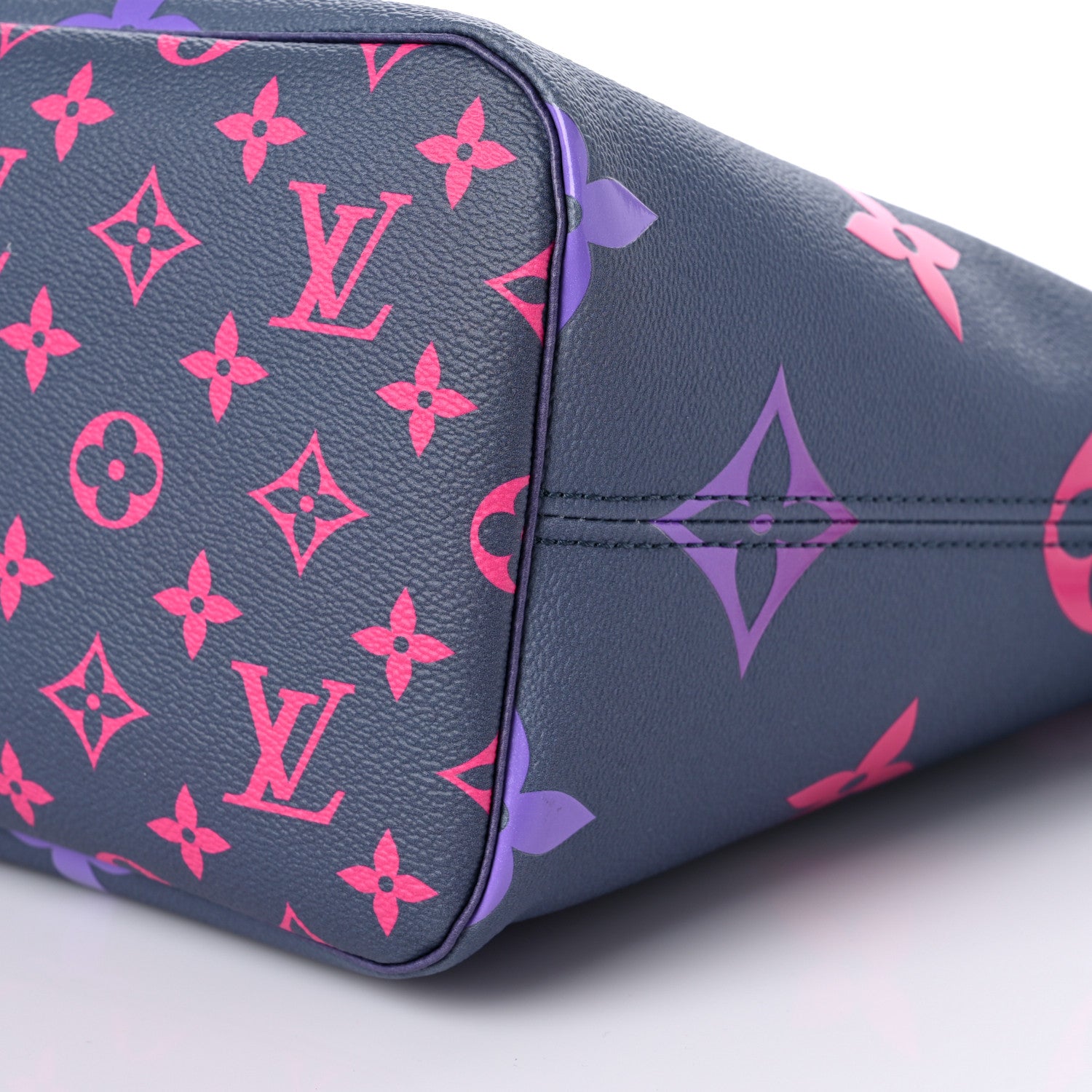 Louis Vuitton Monogram Giant Spring In The City Neverfull MM Midnight Fuchsia 8 of 8