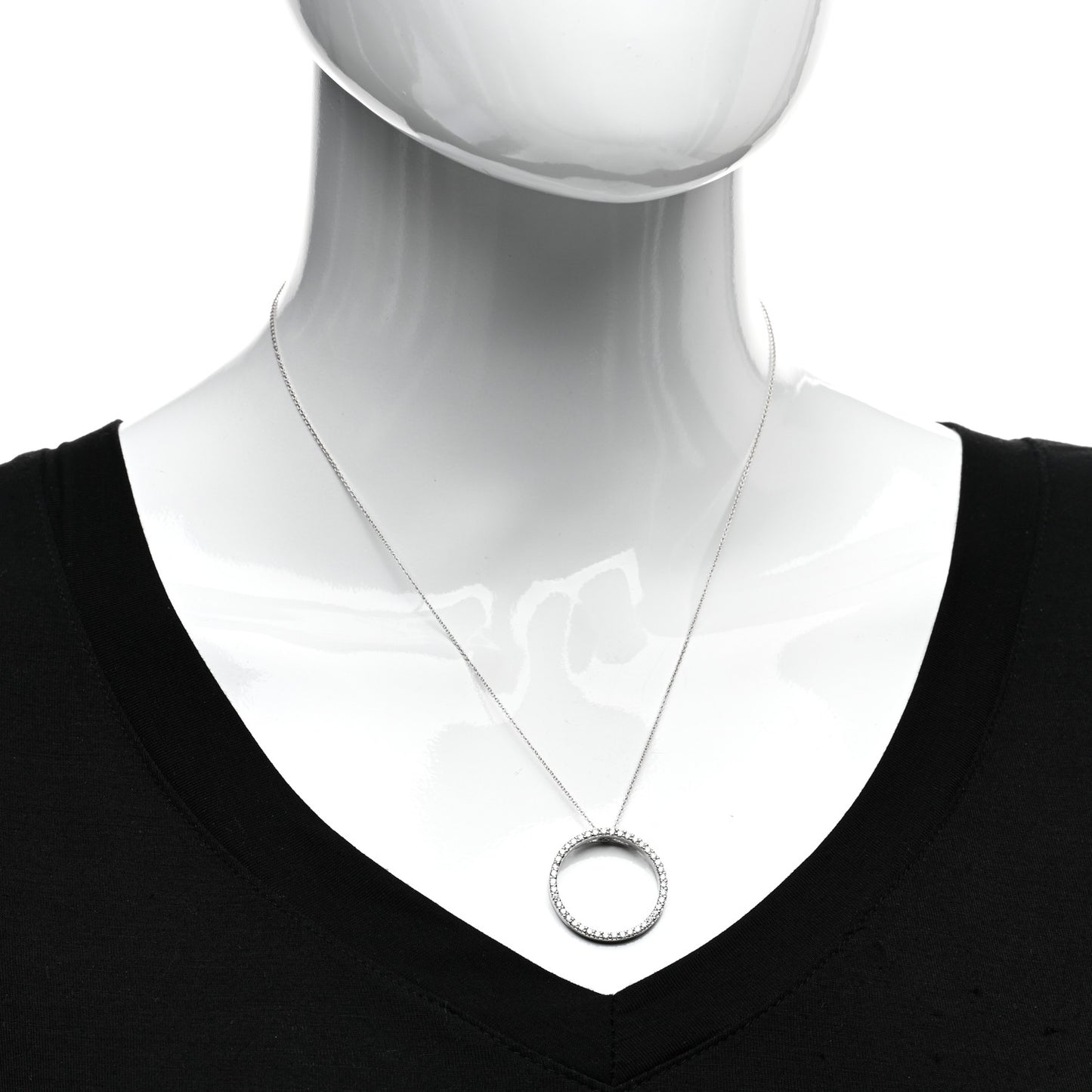 18K White Gold Diamond .73ctw Circle Pendant Necklace