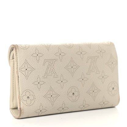 Louis Vuitton Mahina Amelia Wallet Poudre 3 of 13