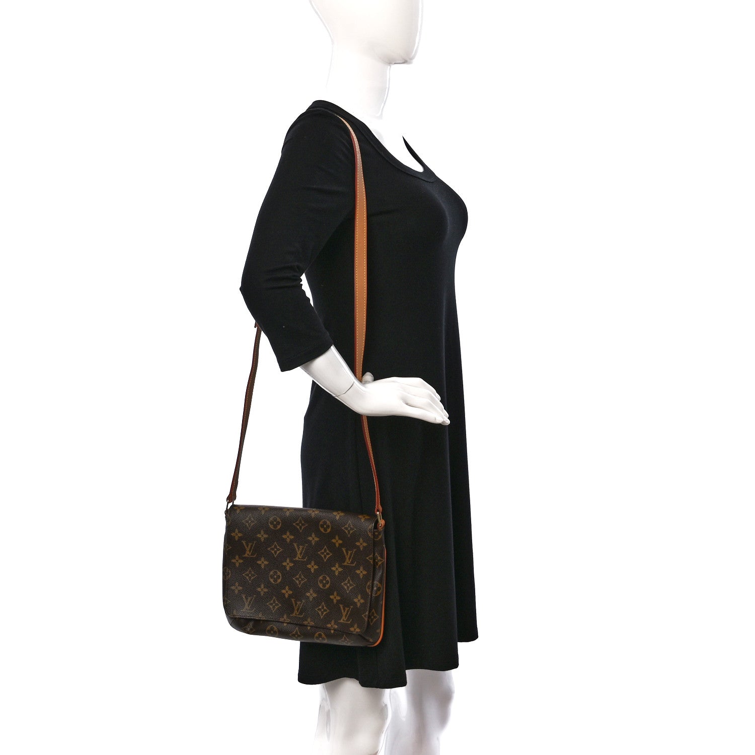 Louis Vuitton Monogram Musette Tango Long Strap 2 of 8