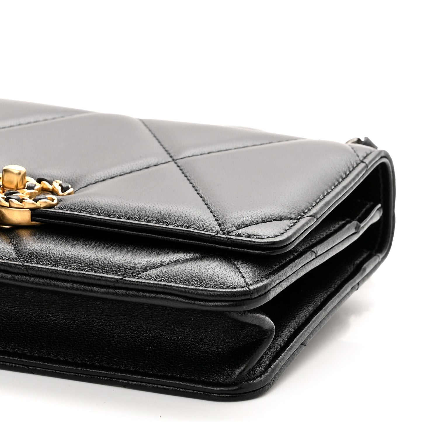 Lambskin Quilted Chanel 19 Wallet On Chain WOC Black