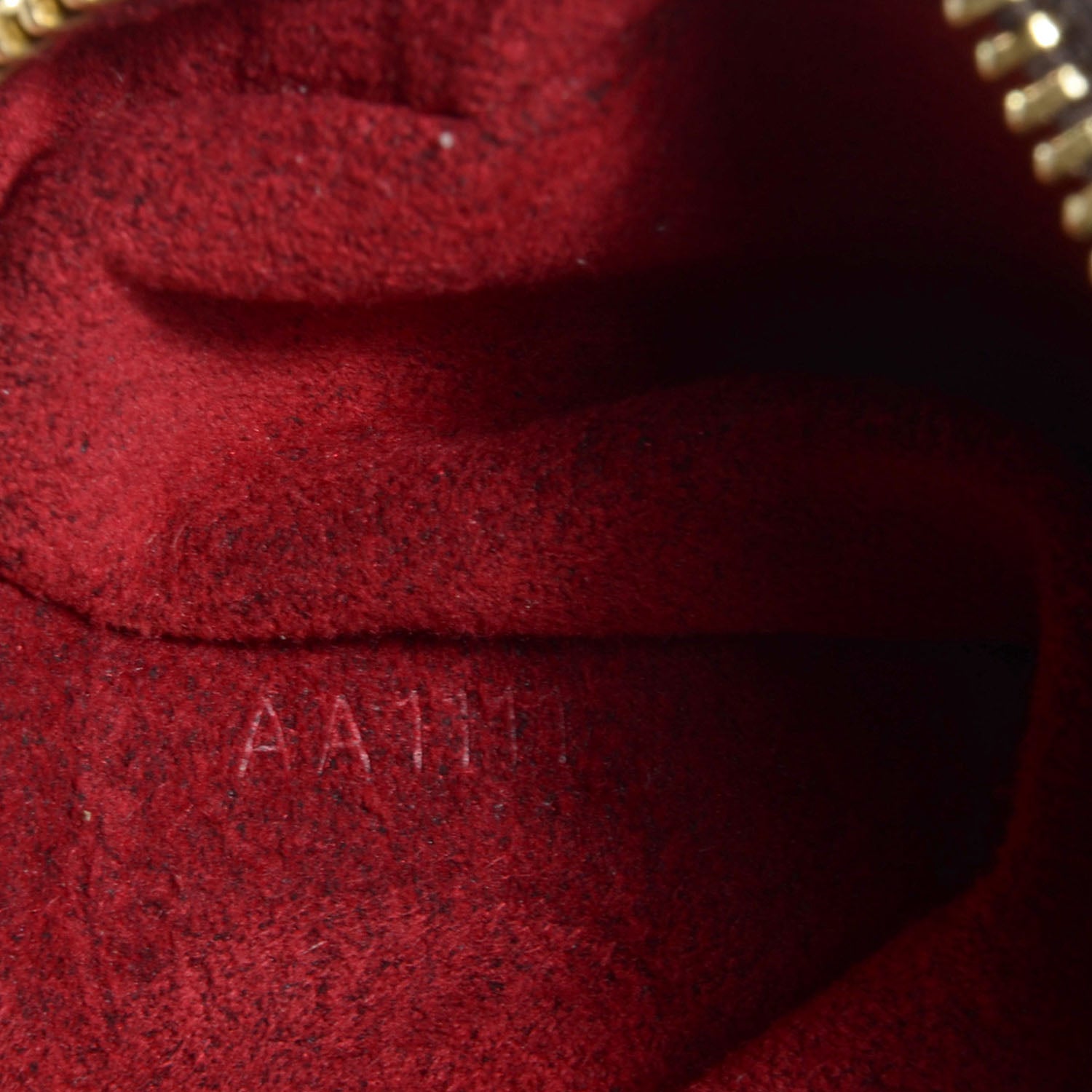 Louis Vuitton Monogram Wapity 7 of 8