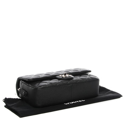 Chanel Caviar Quilted Medium Easy Flap Black 4 of 9