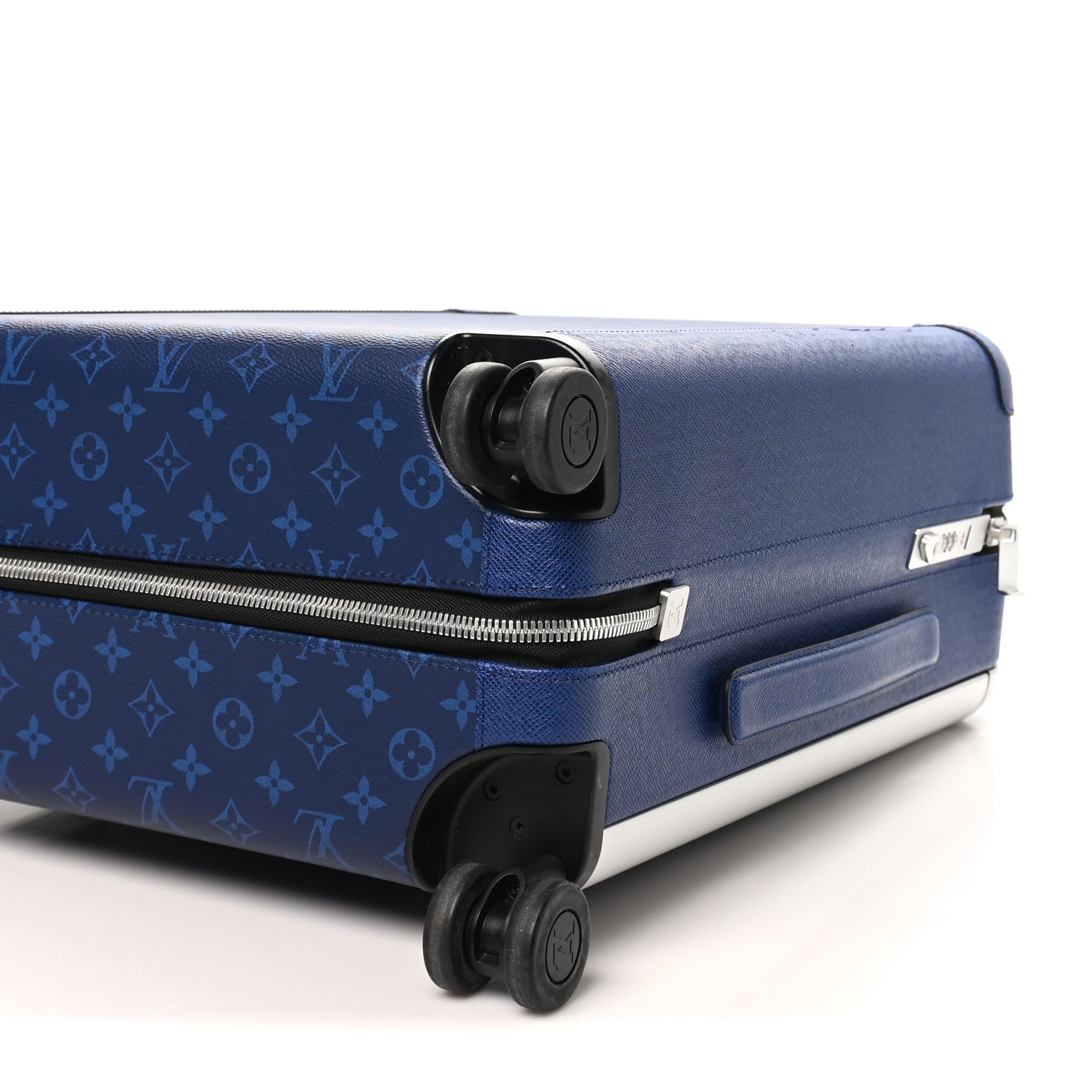 Louis Vuitton Taigarama Horizon 55 Cobalt 1979524 – FASHIONPHILE