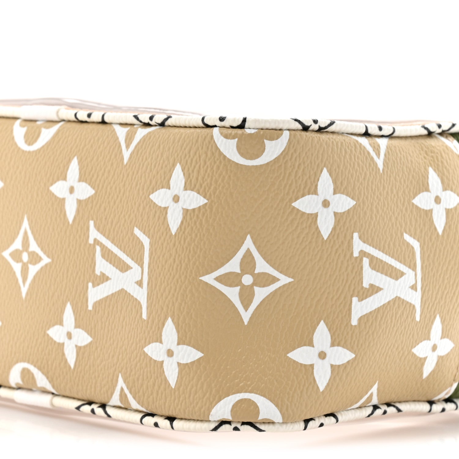 Louis Vuitton Monogram Giant Beach Pouch Kaki 8 of 9