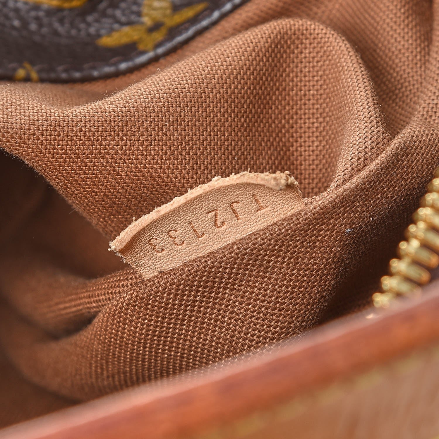 Louis Vuitton Monogram Sully MM 7 of 11