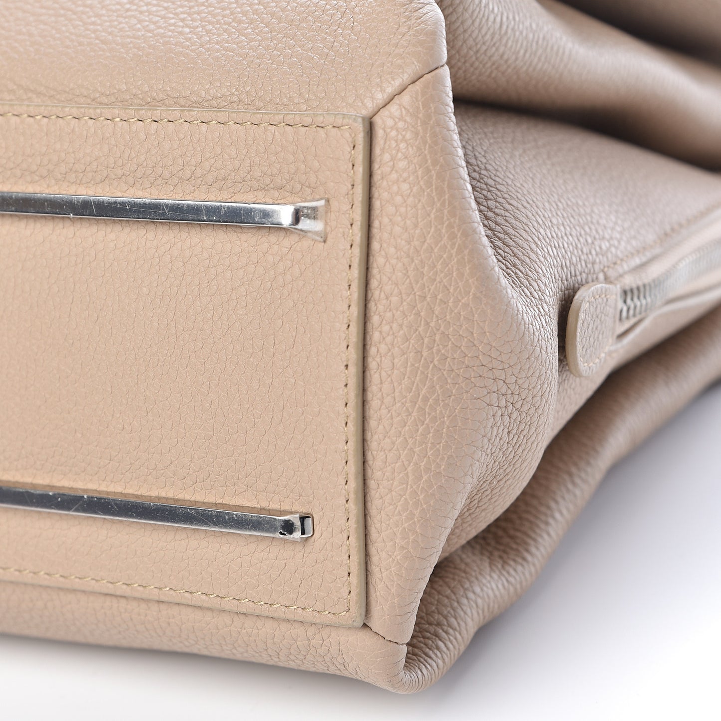 Grained Calfskin Le Dix Small Soft Cartable Beige Seigle