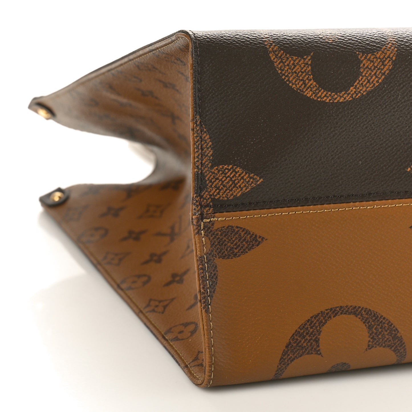 LOUIS VUITTON Reverse Monogram Giant Onthego GM
